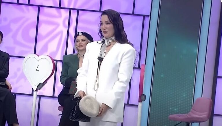 Emel Özkızıltaş yıllar sonra İşte Benim Stilime döndü (Emel Özkızıltaş kimdir?) Emel Özkızıltaş yıllar sonra İşte Benim Stilime döndü (Emel Özkızıltaş kimdir?)