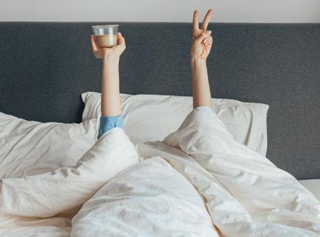 Peş peşe alarm dengeyi bozar! Sabah uyanmakta zorluk çekenler için ipuçları Peş peşe alarm dengeyi bozar! Sabah uyanmakta zorluk çekenler için ipuçları
