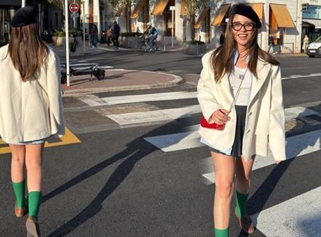 Sıla Türkoğlu’ndan Cannes sokaklarında yeni kombin! Rol arkadaşının yorumu gecikmedi Sıla Türkoğlu’ndan Cannes sokaklarında yeni kombin! Rol arkadaşının yorumu gecikmedi