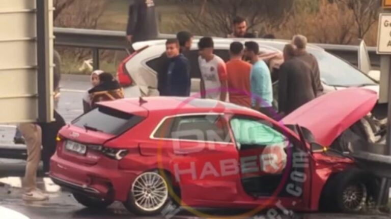 Niğde-Ankara yolunda zincirleme kaza: 6 yaralı Niğde-Ankara yolunda zincirleme kaza: 6 yaralı