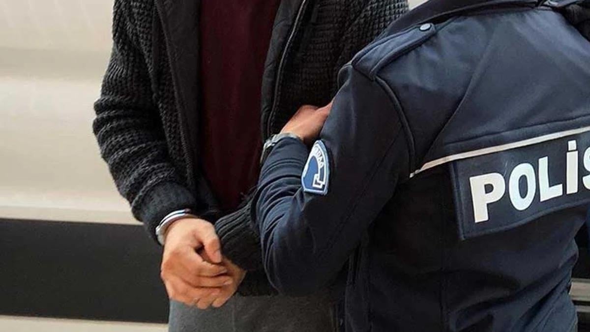Adana’daki cinayetin hükümlüsü Mersin’de yakalandı Adana’daki cinayetin hükümlüsü Mersin’de yakalandı