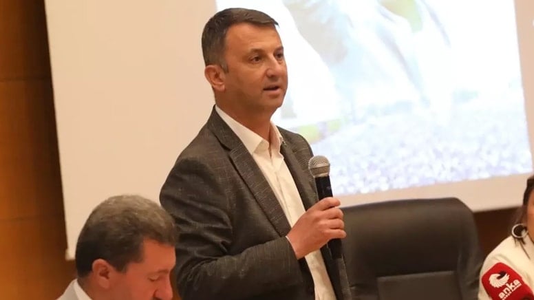 Akhisar’da yeni Belediye Başkanı Ekrem Kayserili oldu Akhisar’da yeni Belediye Başkanı Ekrem Kayserili oldu