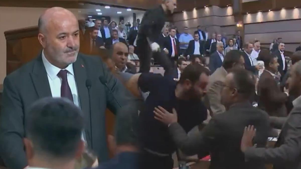 AKP’li üye konuştu! İBB meclisi birbirine girdi AKP’li üye konuştu! İBB meclisi birbirine girdi