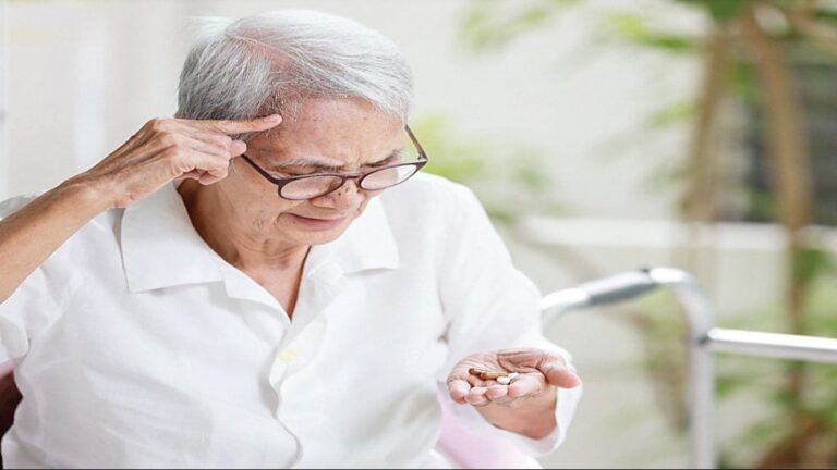 Alzheimer’ın son perdesi: Hastalık evre evre nasıl ilerler? Alzheimer’ın son perdesi: Hastalık evre evre nasıl ilerler?