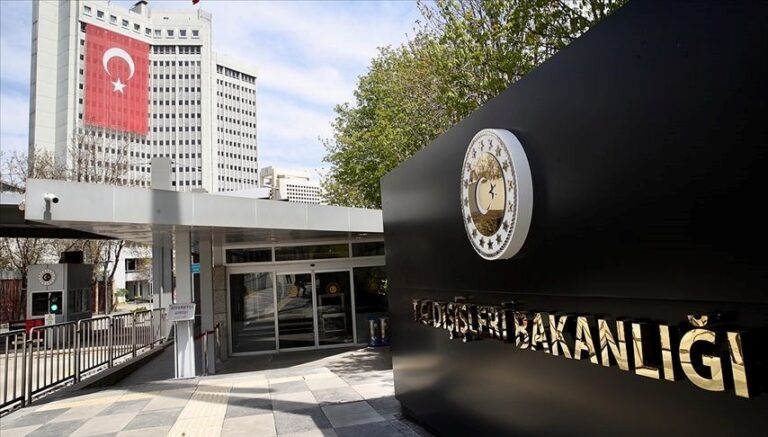 Ankara’dan İsrail’in İran’a saldırılarına tepki: Saldırılara bir an önce son verilmeli Ankara’dan İsrail’in İran’a saldırılarına tepki: Saldırılara bir an önce son verilmeli