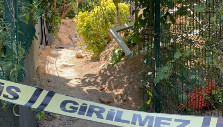 Antalya’da feci ölüm: Çöken balkonun altında kaldı Antalya’da feci ölüm: Çöken balkonun altında kaldı
