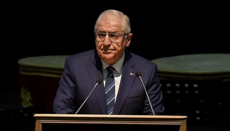 Bakan Güler, Rus mevkidaşı Belousov ile telefonda görüştü Bakan Güler, Rus mevkidaşı Belousov ile telefonda görüştü