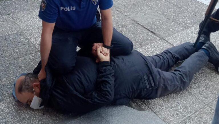 Banka şubesine tüfekle girip kredi istedi! İfadesi ortaya çıktı Banka şubesine tüfekle girip kredi istedi! İfadesi ortaya çıktı