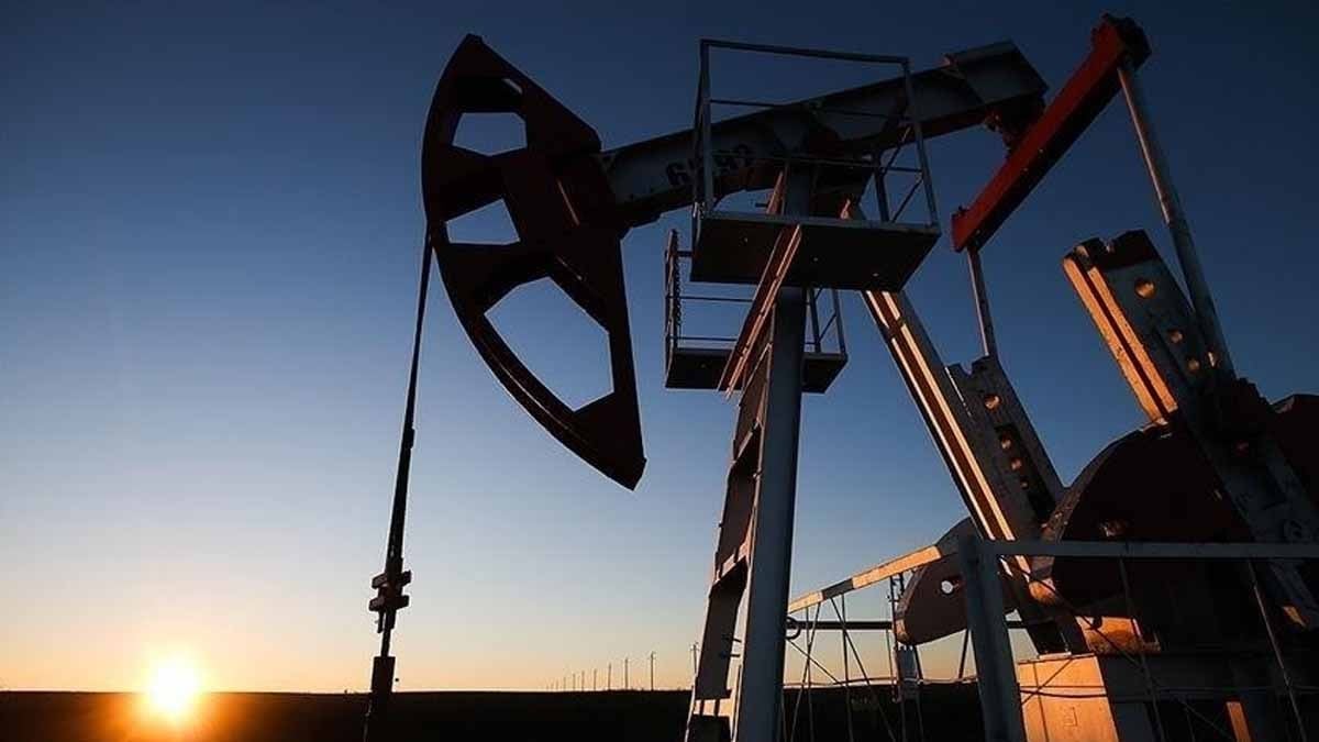 Brent petrol yükselirse ne olur, altın ve dolar neden yükselir? Brent petrol yükselirse ne olur, altın ve dolar neden yükselir?