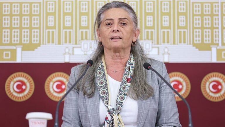 CHP’li Suiçmez’den ‘Gaziosmanpaşa’ tepkisi: İktidar sandığa saygısı olmadığını bir kez daha gösterdi CHP’li Suiçmez’den ‘Gaziosmanpaşa’ tepkisi: İktidar sandığa saygısı olmadığını bir kez daha gösterdi