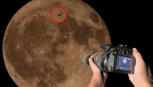 Çıplak gözle nadir görülüyor: Dolunayı çekecekken ISS’yi yakaladı Çıplak gözle nadir görülüyor: Dolunayı çekecekken ISS’yi yakaladı