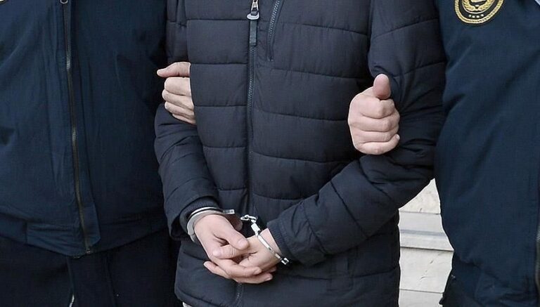 Çobanlar arasında hayvan otlatma kavgası: 1 şüpheli tutuklandı Çobanlar arasında hayvan otlatma kavgası: 1 şüpheli tutuklandı