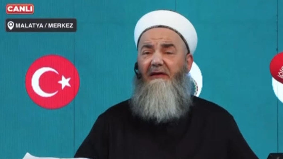 ‘Cübbeli Ahmet’in ‘zina’ çıkışına CHP’den sert tepki ‘Cübbeli Ahmet’in ‘zina’ çıkışına CHP’den sert tepki