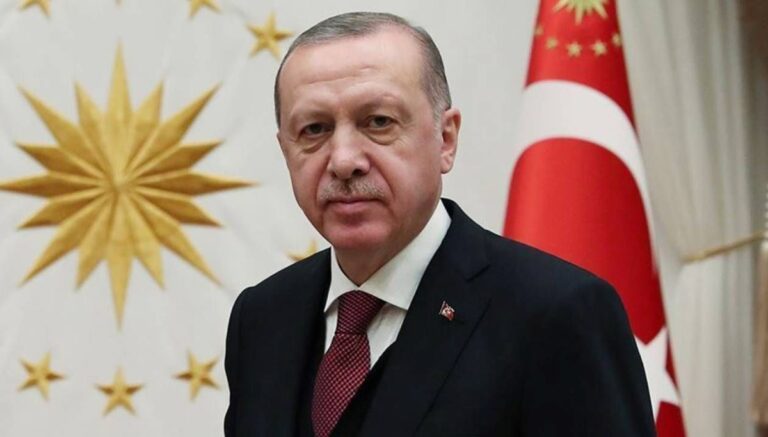 Cumhurbaşkanı Erdoğan, BAE Devlet Başkanı Bin Zayed ile görüştü Cumhurbaşkanı Erdoğan, BAE Devlet Başkanı Bin Zayed ile görüştü