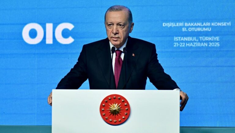 Cumhurbaşkanı Erdoğan: İran’a yapılanın adı haydutluktur Cumhurbaşkanı Erdoğan: İran’a yapılanın adı haydutluktur