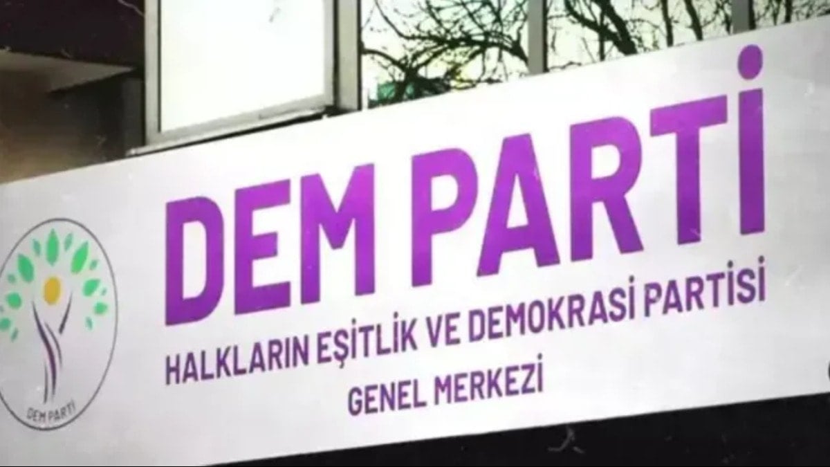 DEM Parti’den Özel’e ‘Geçmiş olsun’ telefonu DEM Parti’den Özel’e ‘Geçmiş olsun’ telefonu