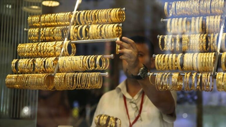 Düğün sezonu başladı, kuyumcular isyan etti Düğün sezonu başladı, kuyumcular isyan etti