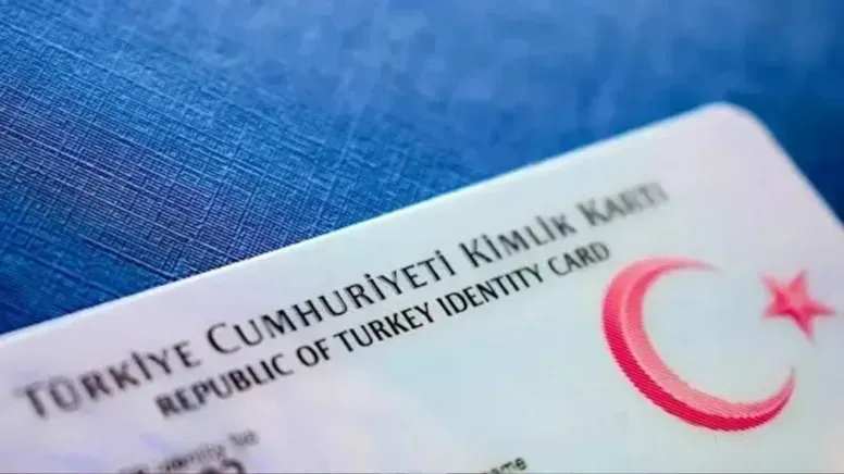 Ehliyet özellikli çipli kimlikler geçersiz mi sayılacak? Ehliyet özellikli çipli kimlikler geçersiz mi sayılacak?
