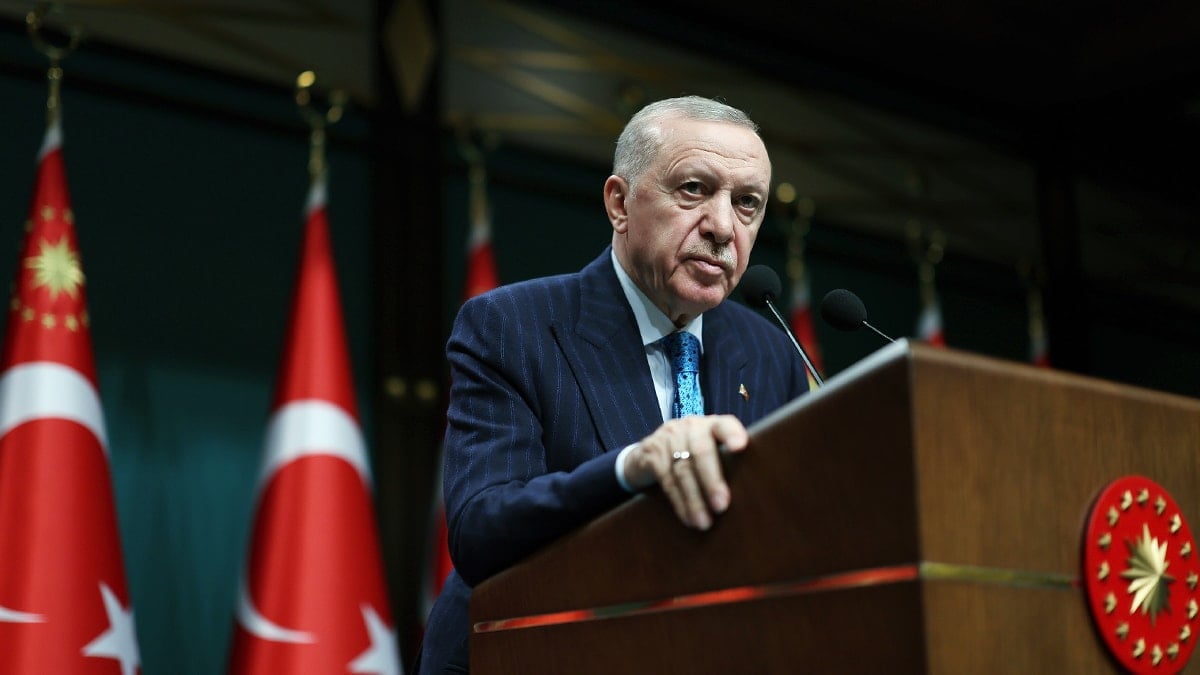 Erdoğan’ın ömür boyu cumhurbaşkanlığına yüzde 70 karşı Erdoğan’ın ömür boyu cumhurbaşkanlığına yüzde 70 karşı