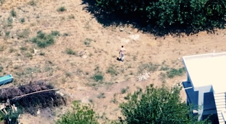 Firari hükümlüye İHA destekli operasyon: Yakayı ele verdi Firari hükümlüye İHA destekli operasyon: Yakayı ele verdi