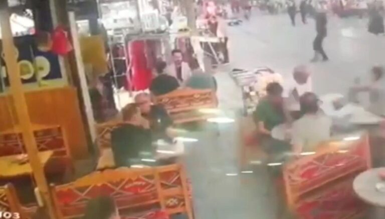 Gaziosmanpaşa’da korku dolu anlar: Motosiklet kafeteryaya daldı Gaziosmanpaşa’da korku dolu anlar: Motosiklet kafeteryaya daldı