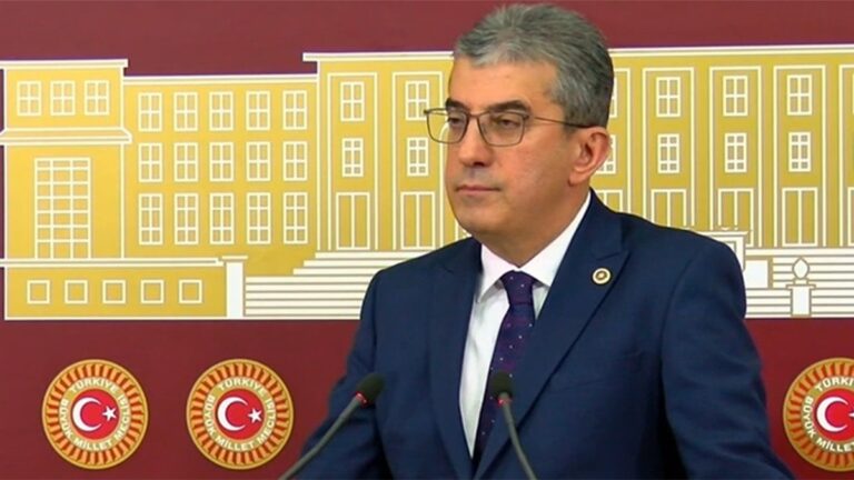 Gökhan Günaydın yarın görülecek olan İmamoğlu davasına dikkat çekti Gökhan Günaydın yarın görülecek olan İmamoğlu davasına dikkat çekti