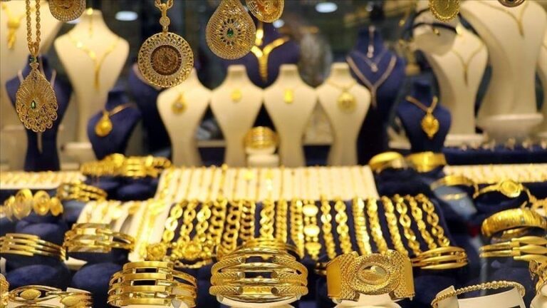 İki önemli veri bu hafta açıklanacak: Altın yatırımcısına ‘perşembe’ uyarısı İki önemli veri bu hafta açıklanacak: Altın yatırımcısına ‘perşembe’ uyarısı