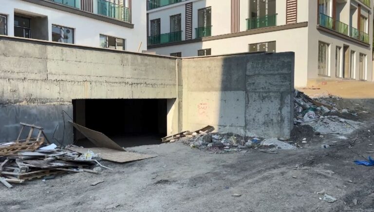 İnşaatta elektrik akımına kapılan müteahhit hayatını kaybetti İnşaatta elektrik akımına kapılan müteahhit hayatını kaybetti