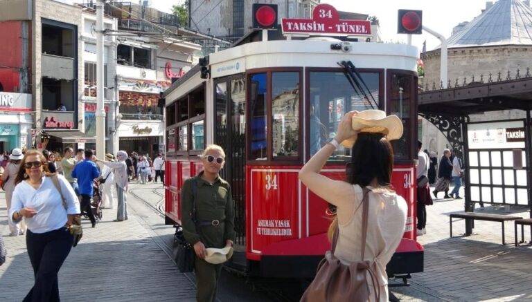 İstanbul’da sıcak hava bunalttı İstanbul’da sıcak hava bunalttı