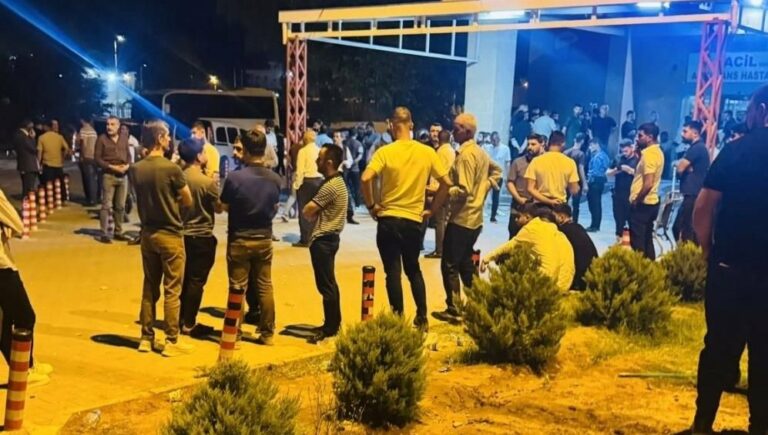 Kavgayı ayırmak isterken canından oldu Kavgayı ayırmak isterken canından oldu