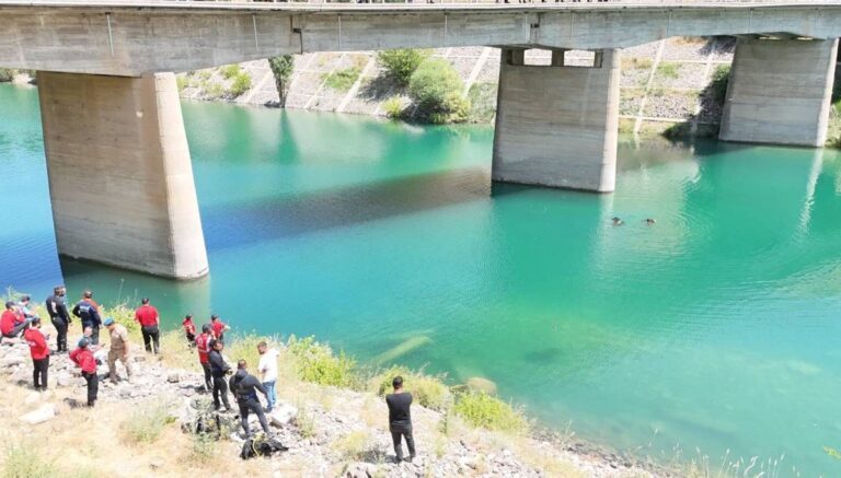 Kayıp gencin cansız bedenine ulaşıldı Kayıp gencin cansız bedenine ulaşıldı