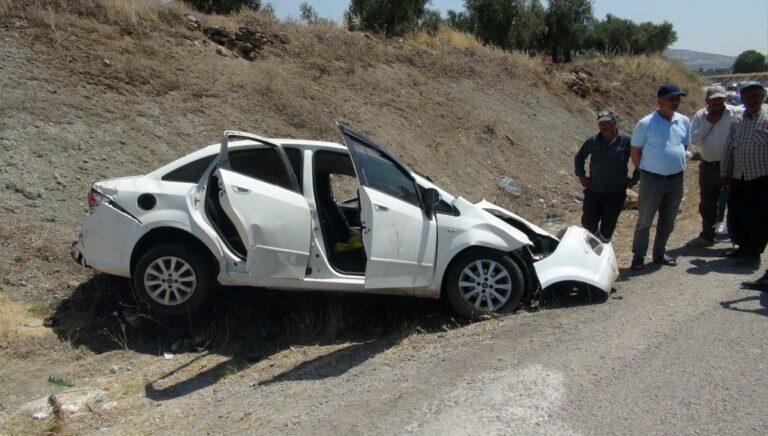 Kilis’te otomobiller çarpıştı: Yaralılar var Kilis’te otomobiller çarpıştı: Yaralılar var
