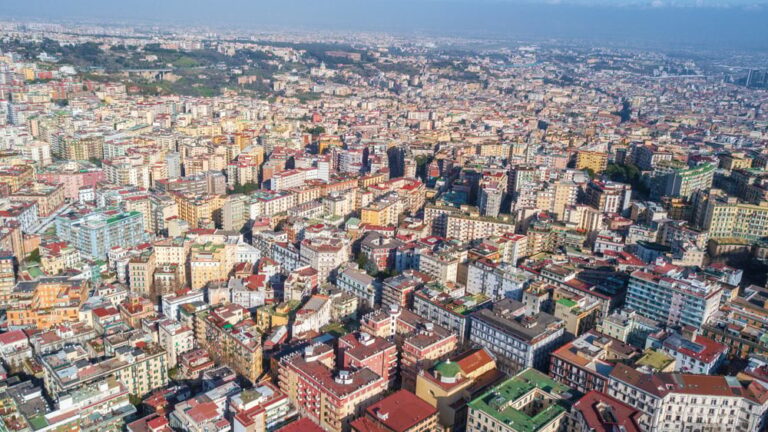 Konut tercihlerinde yeni dönem başladı: Yatırımcılar bu dairelere ilgi göstermeye başladı Konut tercihlerinde yeni dönem başladı: Yatırımcılar bu dairelere ilgi göstermeye başladı