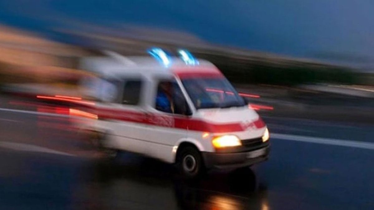 Konya’da otomobil yolcu otobüsüyle çarpıştı: Ölü ve yaralılar var Konya’da otomobil yolcu otobüsüyle çarpıştı: Ölü ve yaralılar var