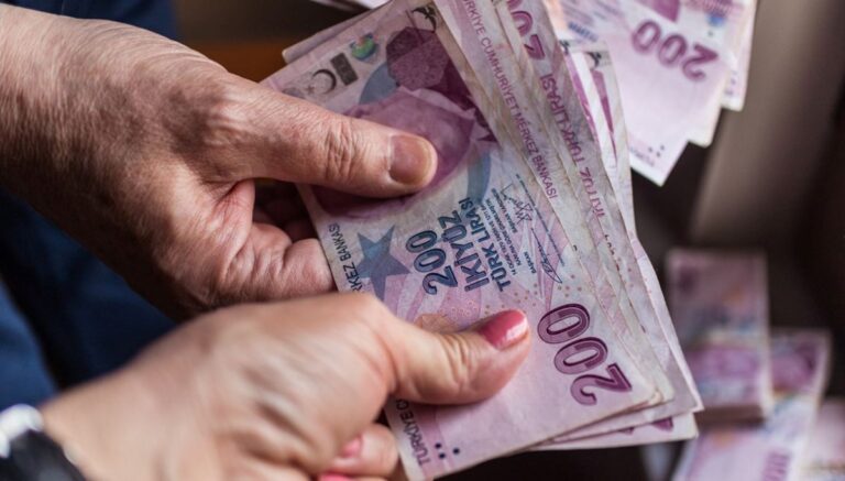 Memur ve emekli maaşı temmuz zammı 2025: Memur ve emekli maaşı ne kadar olacak? Gözler 6 aylık enflasyon farkında Memur ve emekli maaşı temmuz zammı 2025: Memur ve emekli maaşı ne kadar olacak? Gözler 6 aylık enflasyon farkında