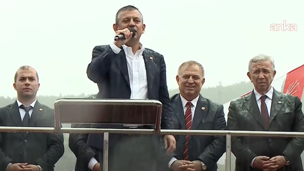 Özgür Özel: İktidar İsrail’e kısık ses, Trump’a suspus! Özgür Özel: İktidar İsrail’e kısık ses, Trump’a suspus!