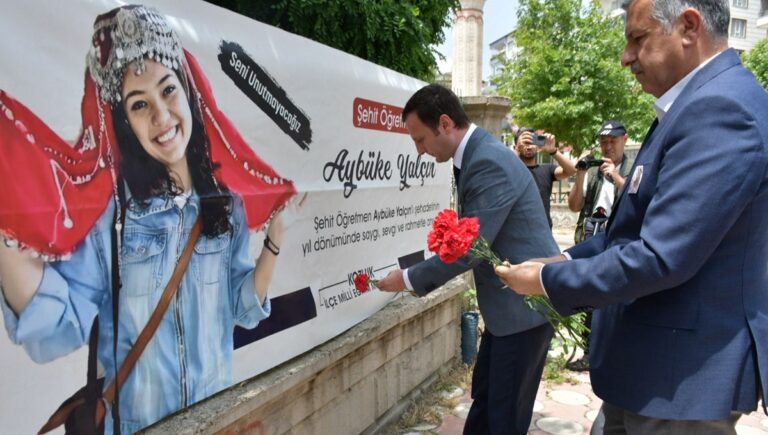 PKK saldırısında şehit edilmişti: Aybüke öğretmen için anma töreni PKK saldırısında şehit edilmişti: Aybüke öğretmen için anma töreni