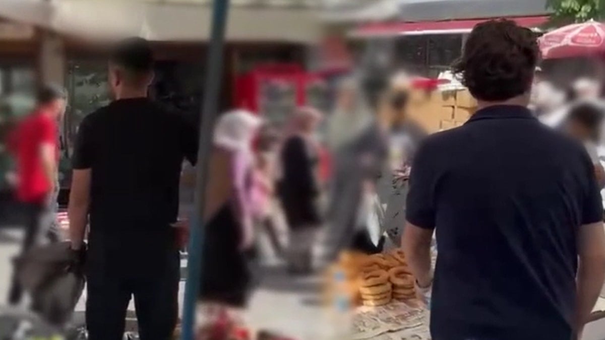 Polis simitçi ve pazarcı kılığına girdi: 12 kapkaççıyı yakaladı Polis simitçi ve pazarcı kılığına girdi: 12 kapkaççıyı yakaladı