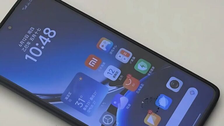 Redmi K80 Ultra Gerçek Görüntüleri Ortaya Çıktı Redmi K80 Ultra Gerçek Görüntüleri Ortaya Çıktı