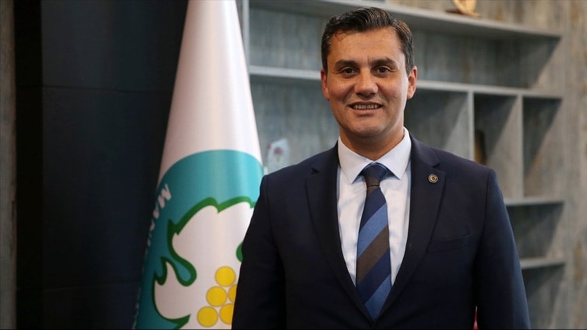 Saray’dan Ferdi Zeyrek’e ‘suikast’ iddiasına dair açıklama Saray’dan Ferdi Zeyrek’e ‘suikast’ iddiasına dair açıklama