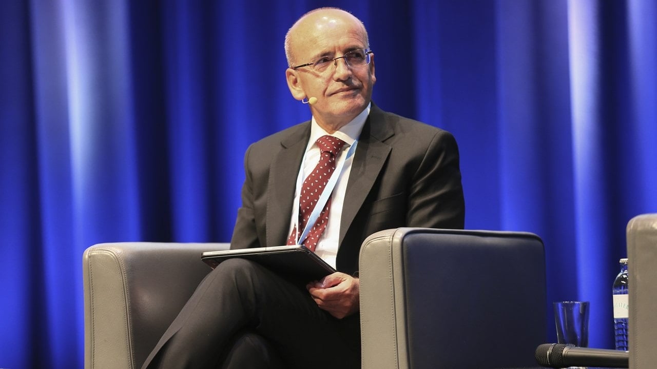 Şimşek: Enflasyonun düşmesi demek fiyatların düşmesi demek değil Şimşek: Enflasyonun düşmesi demek fiyatların düşmesi demek değil