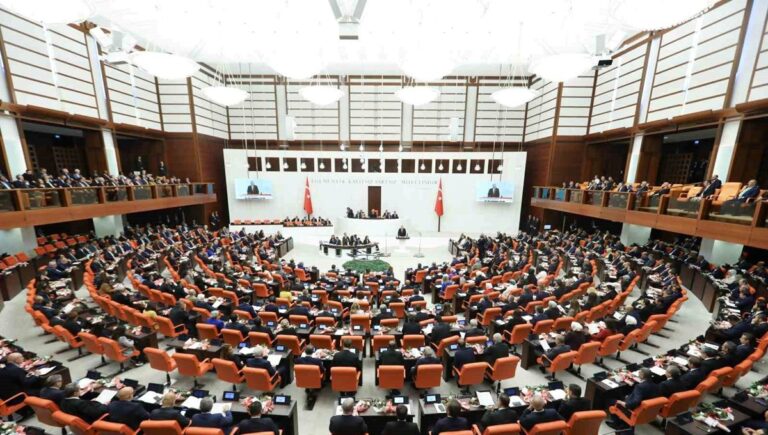 TBMM Başkanlık Divanı Üyelik seçimine dair karar Resmi Gazete’de TBMM Başkanlık Divanı Üyelik seçimine dair karar Resmi Gazete’de