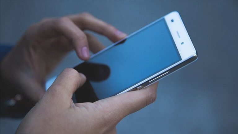 Telefonunuzdan silin: İşte haberiniz olmadan kartınızdan para çeken 9 uygulama Telefonunuzdan silin: İşte haberiniz olmadan kartınızdan para çeken 9 uygulama