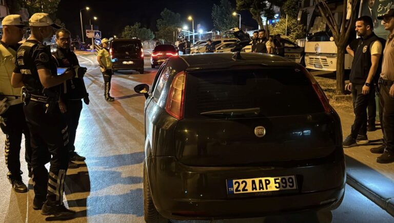 Trafikte abartılı egzoza ceza Trafikte abartılı egzoza ceza