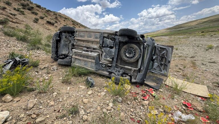 Van’da trafik kazası: Altı yaralı Van’da trafik kazası: Altı yaralı