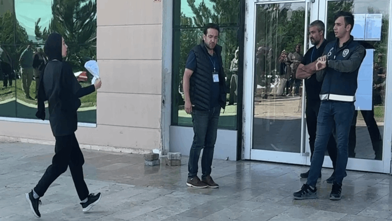 Yanlış sınav giriş belgesi yüzünden sınava alınmadı Yanlış sınav giriş belgesi yüzünden sınava alınmadı