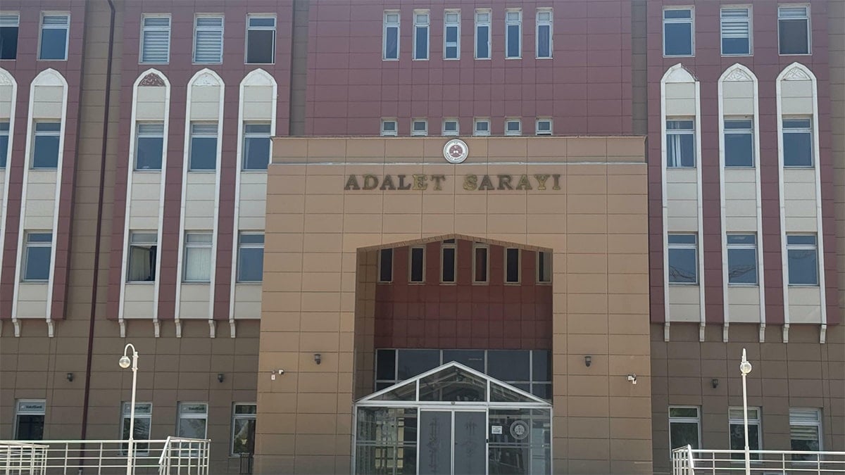 Yeni Akit gazetesi Haber Müdürü Zekeriya Say hakkında suç duyurusu Yeni Akit gazetesi Haber Müdürü Zekeriya Say hakkında suç duyurusu