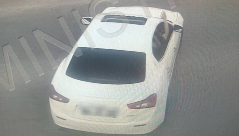 Yol ortasında drift yapan sürücüye ağır ceza Yol ortasında drift yapan sürücüye ağır ceza