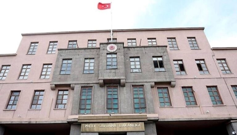 Yunan Genelkurmay Başkanı’na MSB’den yanıt Yunan Genelkurmay Başkanı’na MSB’den yanıt